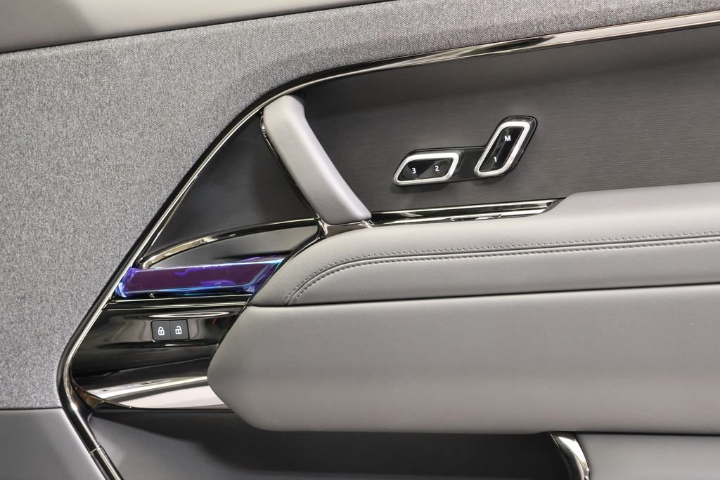 New 2026 Borasco Grey Land Rover Dynamic SE image 36