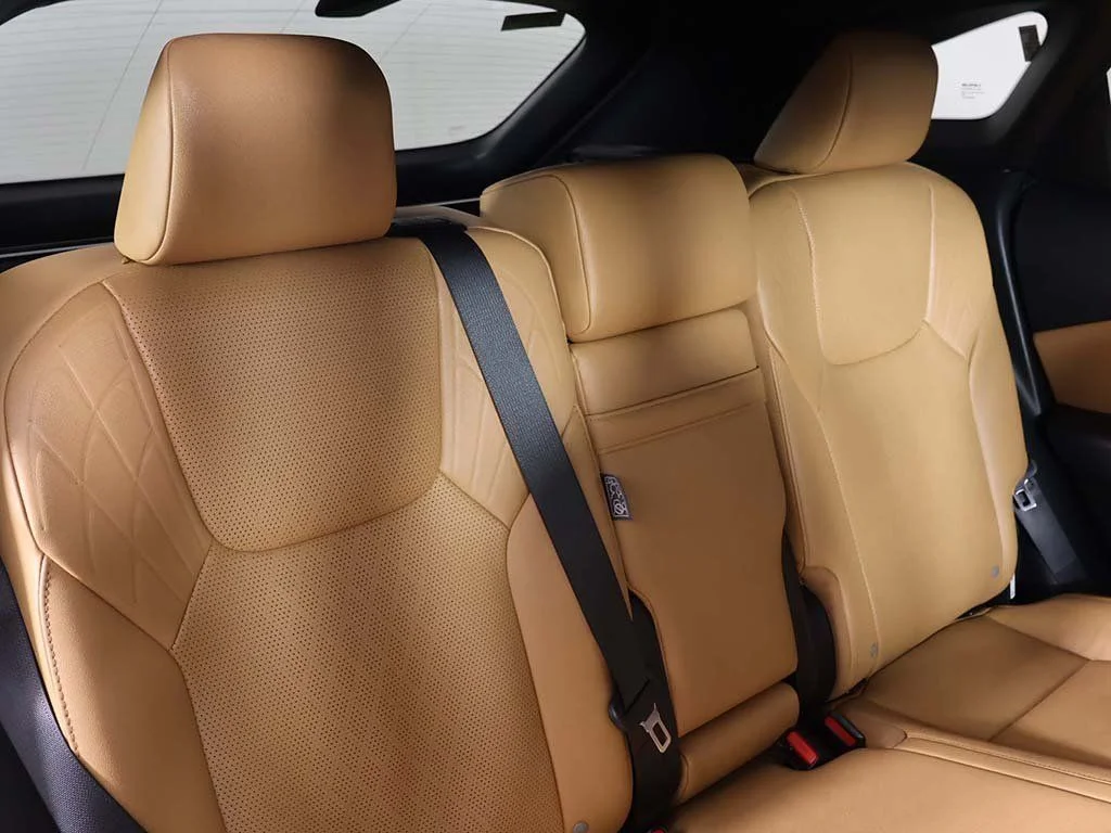 Used 2024 Silver Lexus 350h Premium Plus image 37
