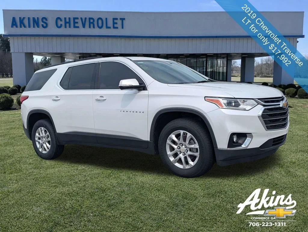 Used 2019 Chevrolet Traverse 1LT with VIN 1GNERGKWXKJ234916 for sale in Commerce, GA