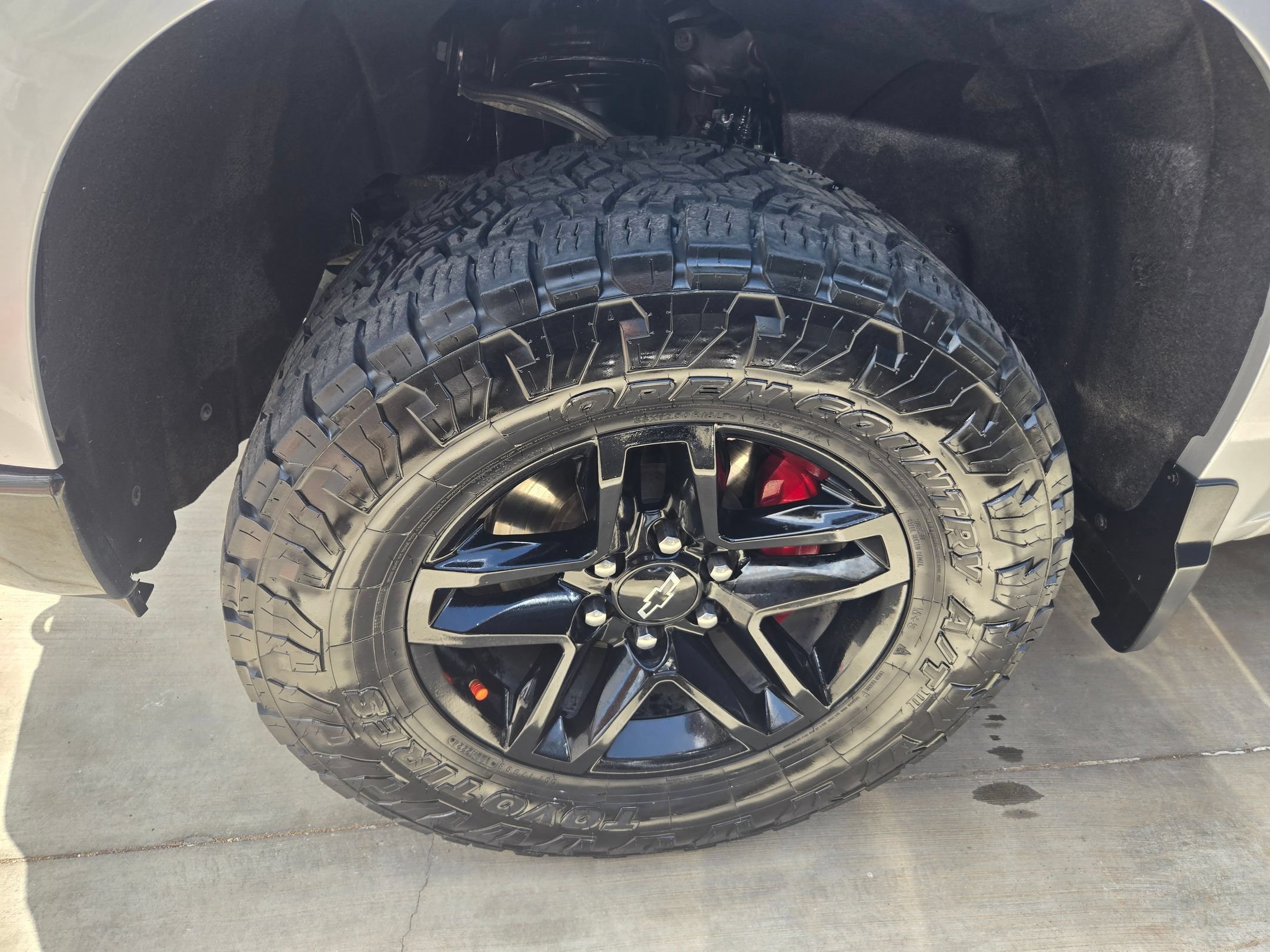 Used 2022 Silver Ice Metallic Chevrolet Custom Trail Boss image 5