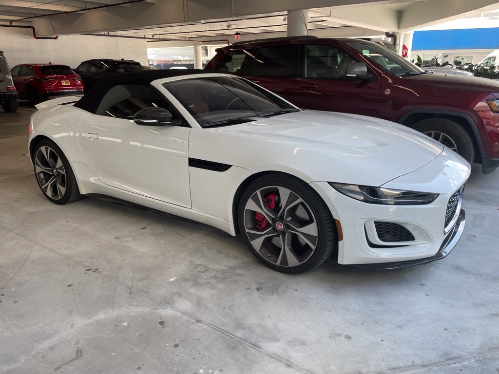 Used 2023 White Jaguar P450 image 4