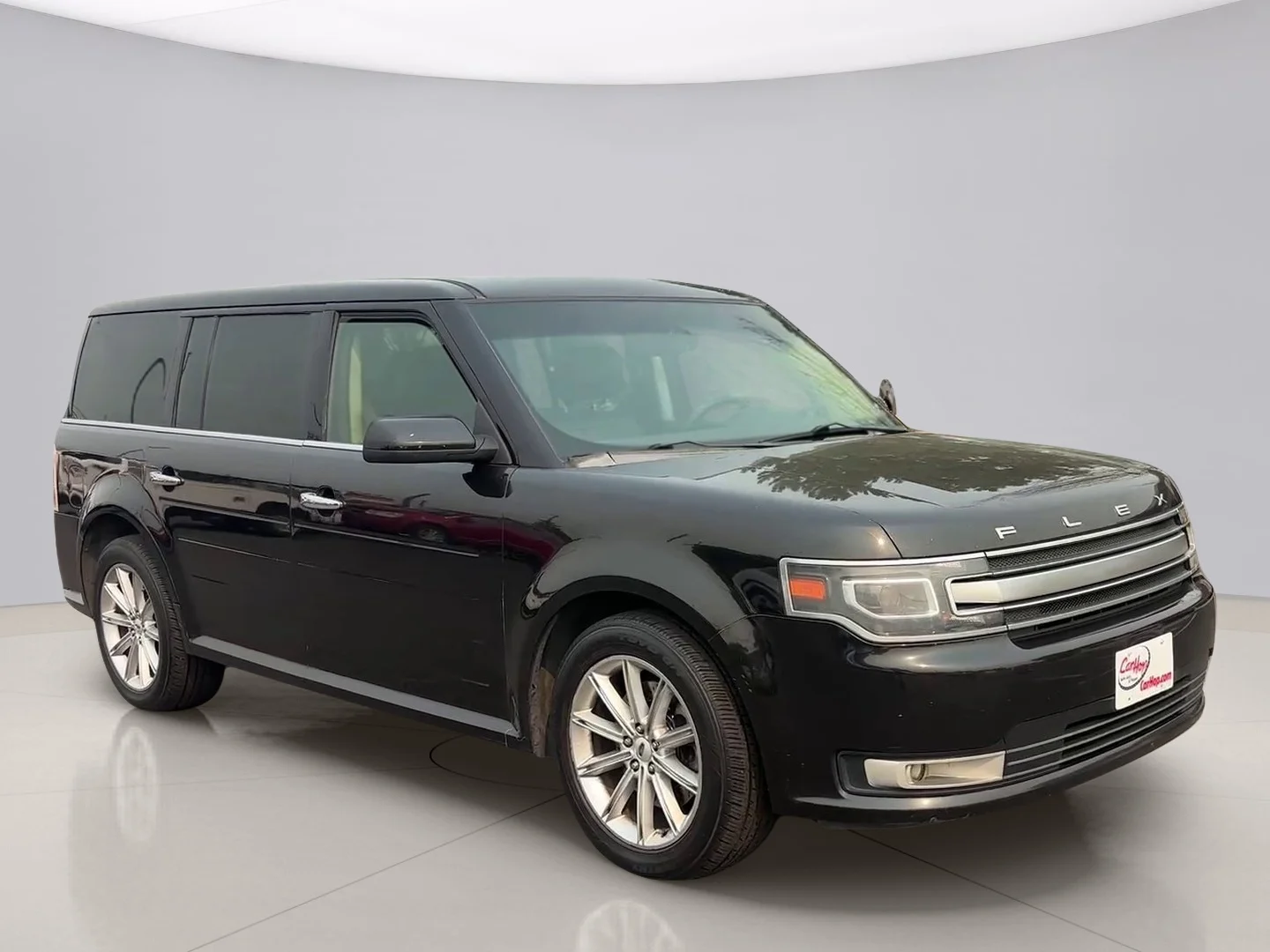 Used 2015 Black Ford LIMITED image 7