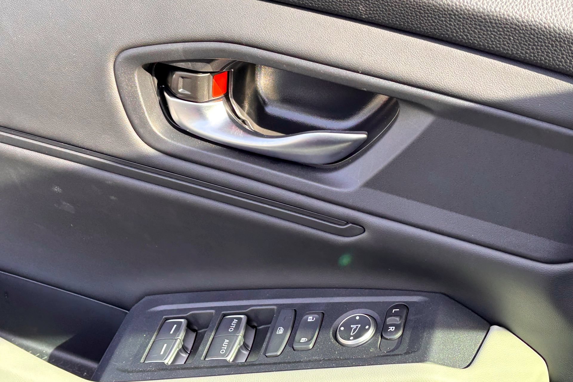 2025 Honda Accord SE - Photo 26