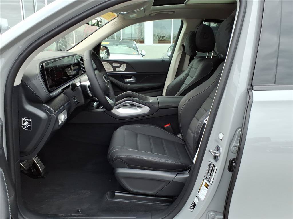 Certified Used 2026 MANUFAKTUR Alpine Grey Mercedes-Benz GLS 450 image 10