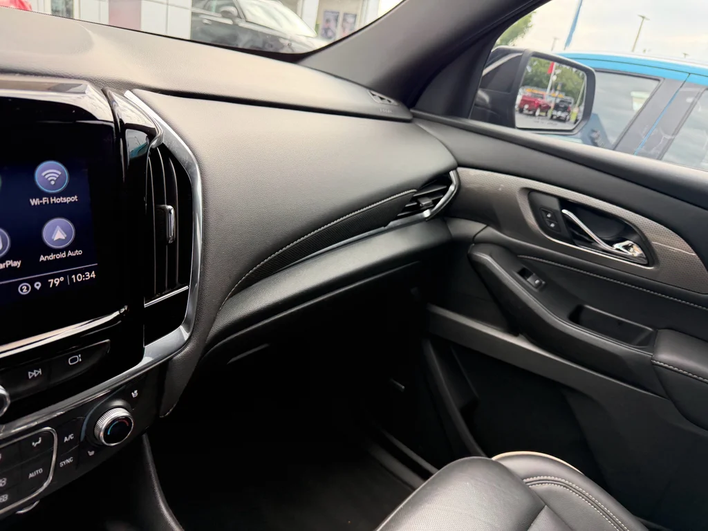 Used 2023 Mosaic Black Metallic Chevrolet Premier image 18