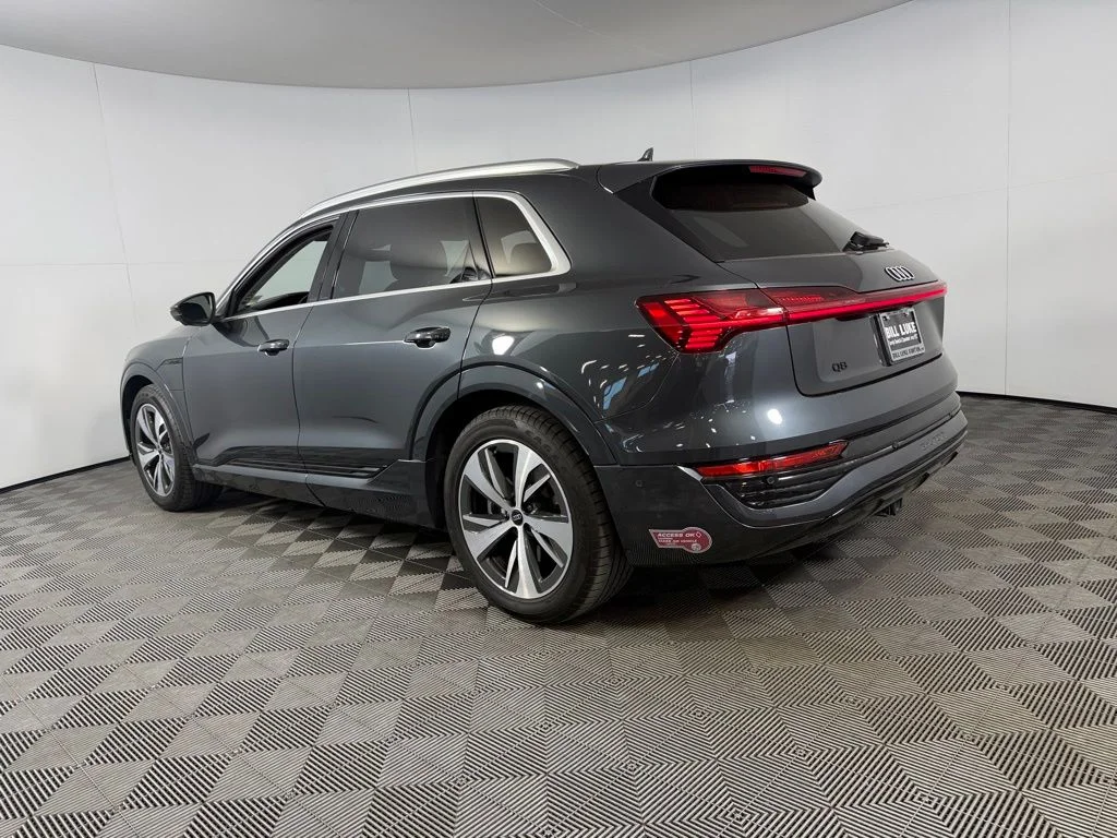 Used 2024 Gray Audi Premium Plus image 7