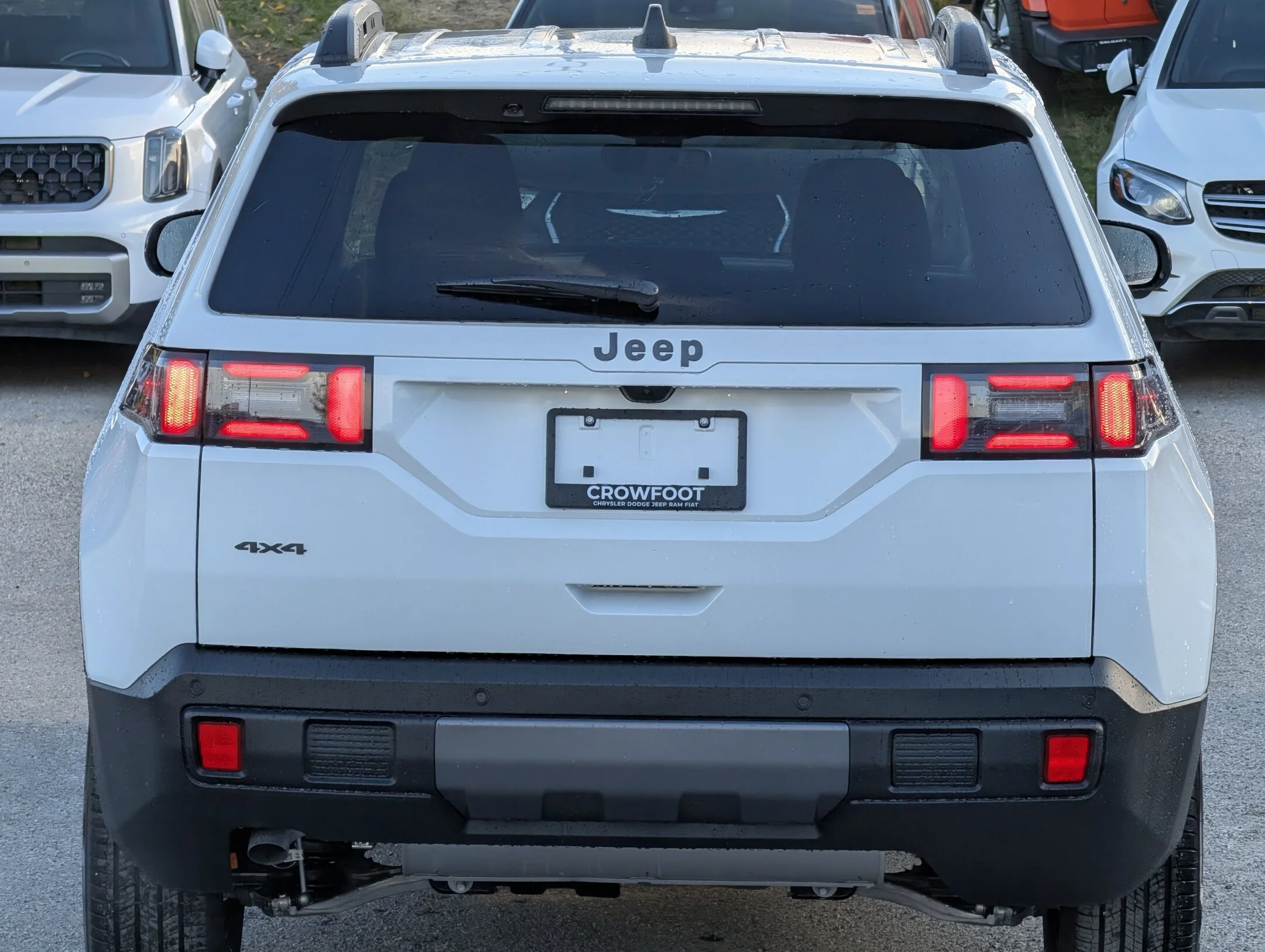 New 2026 White Jeep - - Hybrid - Adaptive Cruise - 12.3 Display - Heated Seats - Blind Spot Monitor & More! image 7