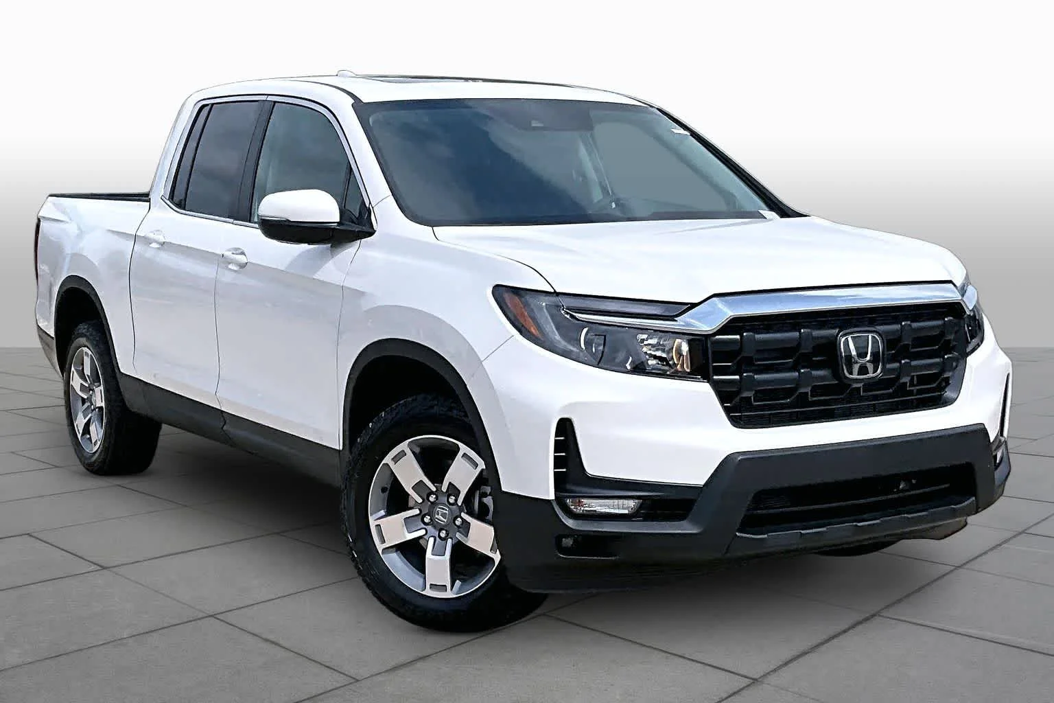 New 2026 Platinum White Pearl Honda RTL image 2