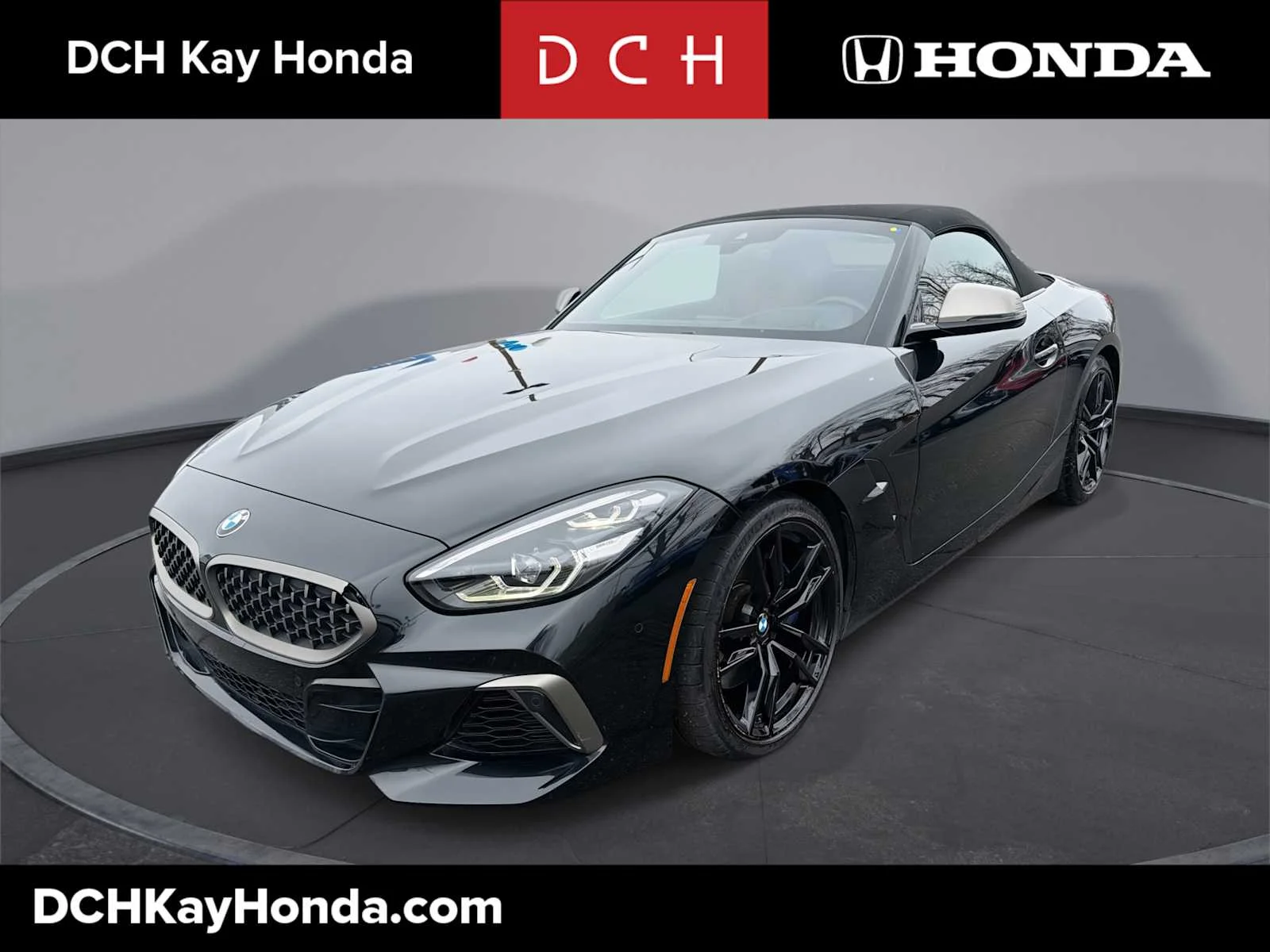2022 BMW Z4 M40i's photo