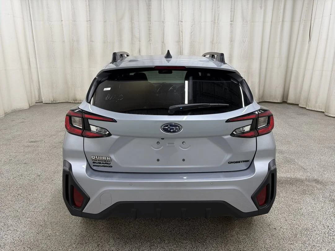New 2026 Ice Silver Metallic Subaru Limited image 7