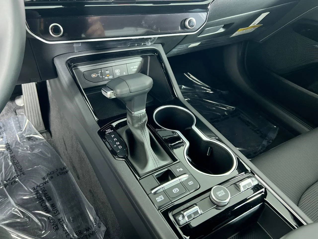 New 2026 Aurora Black Pearl Kia GT-Line FWD image 25