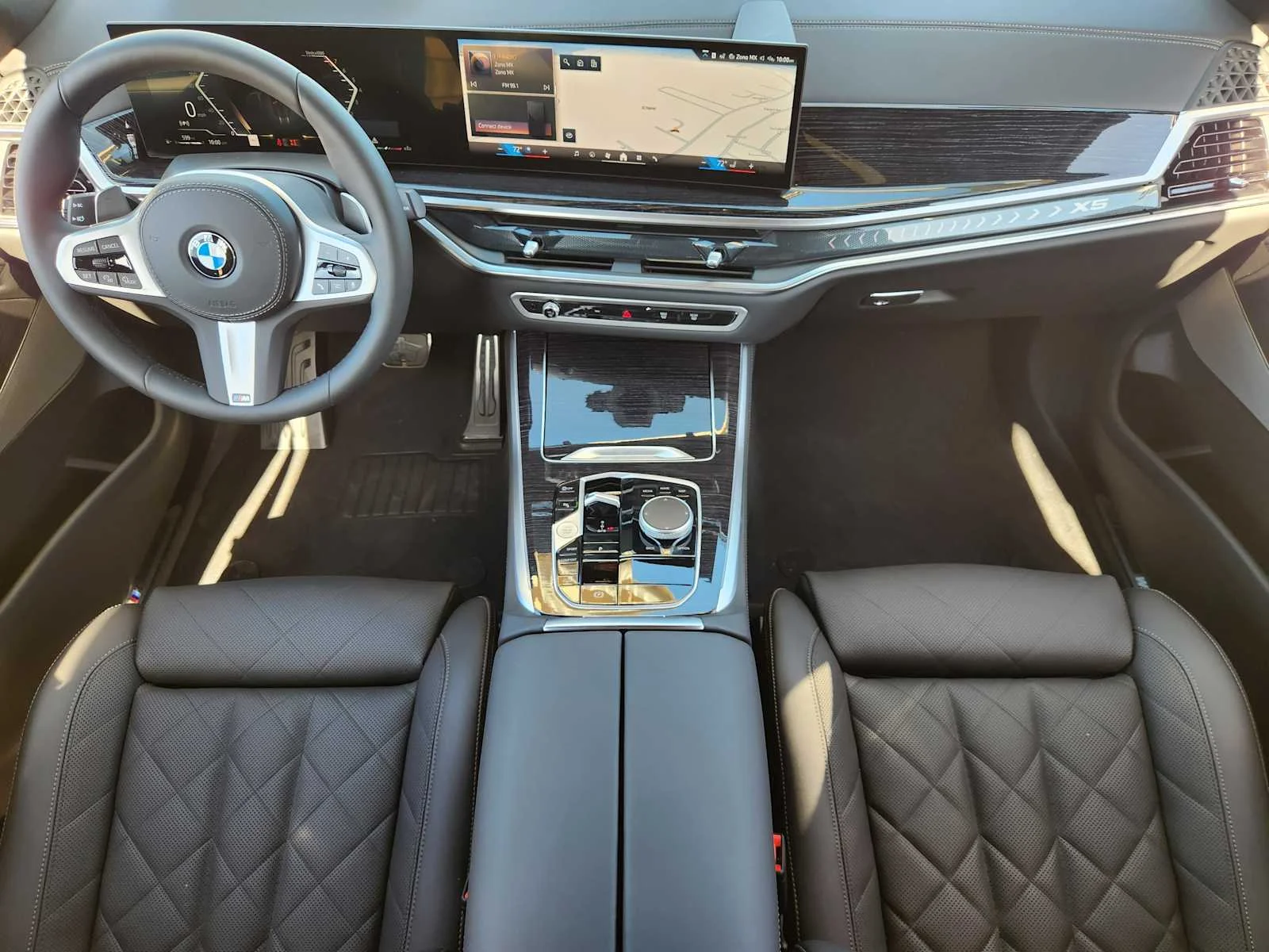 New 2026 Black Sapphire Metallic BMW xDrive40i image 6