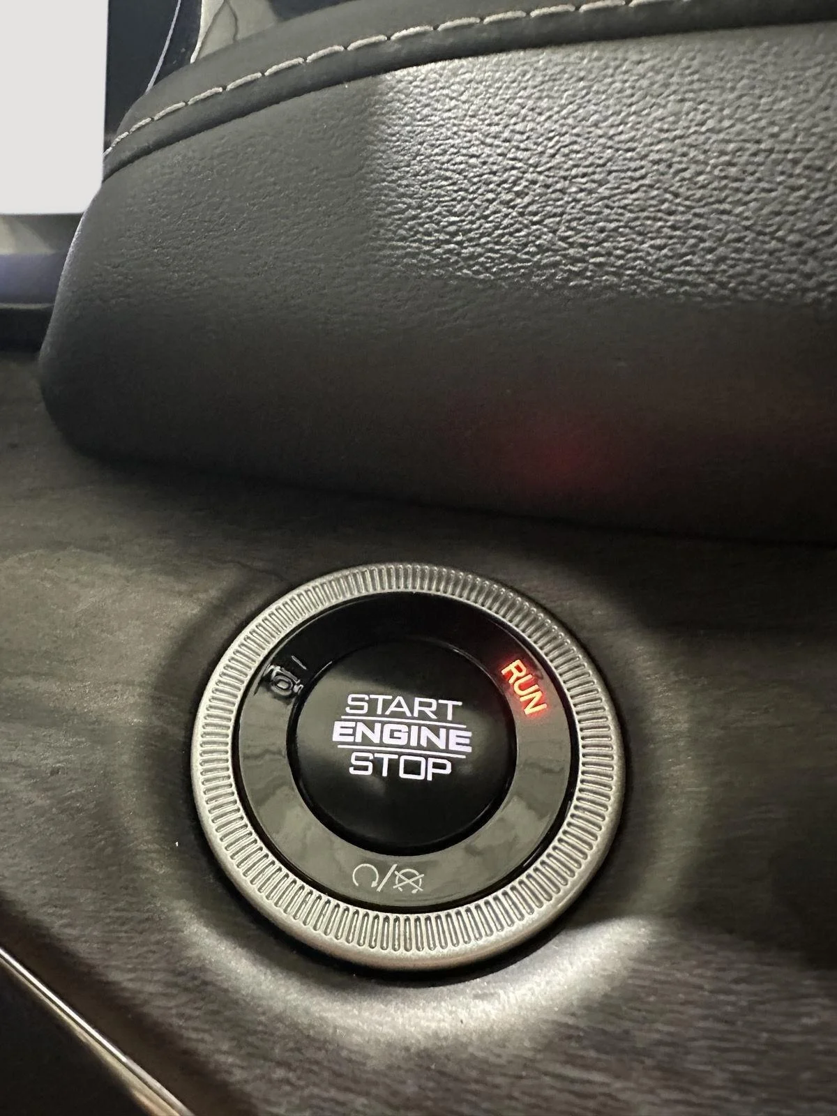 Used 2024 Gray Jeep Overland image 15