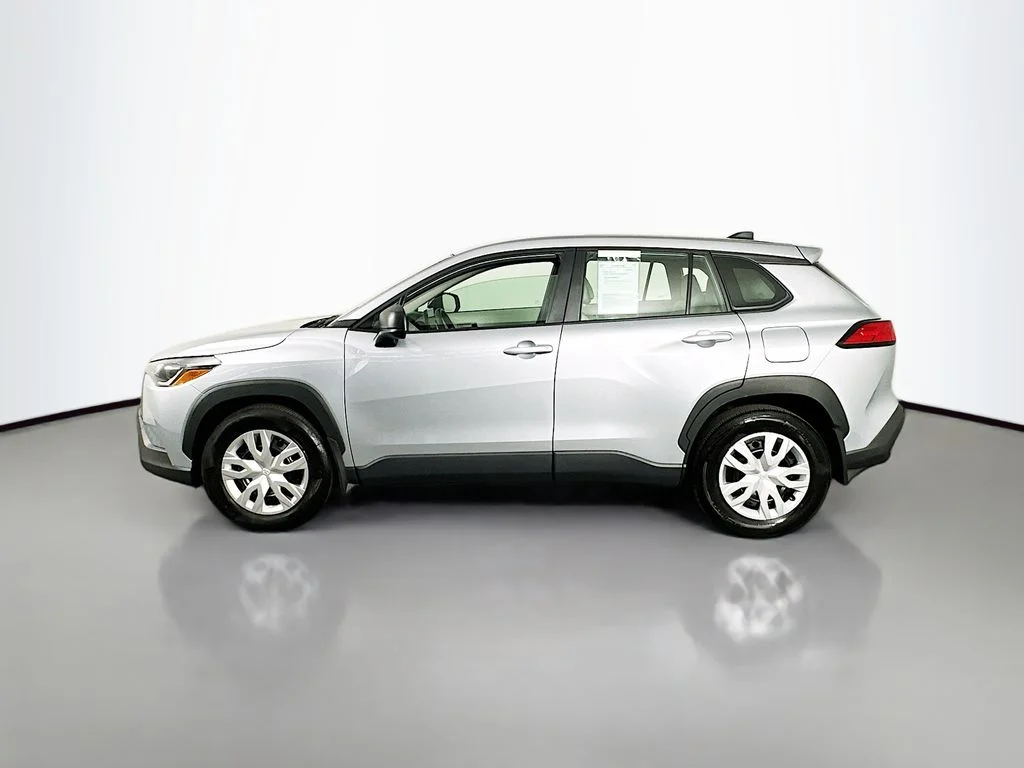 Used 2025 Silver Toyota L image 5