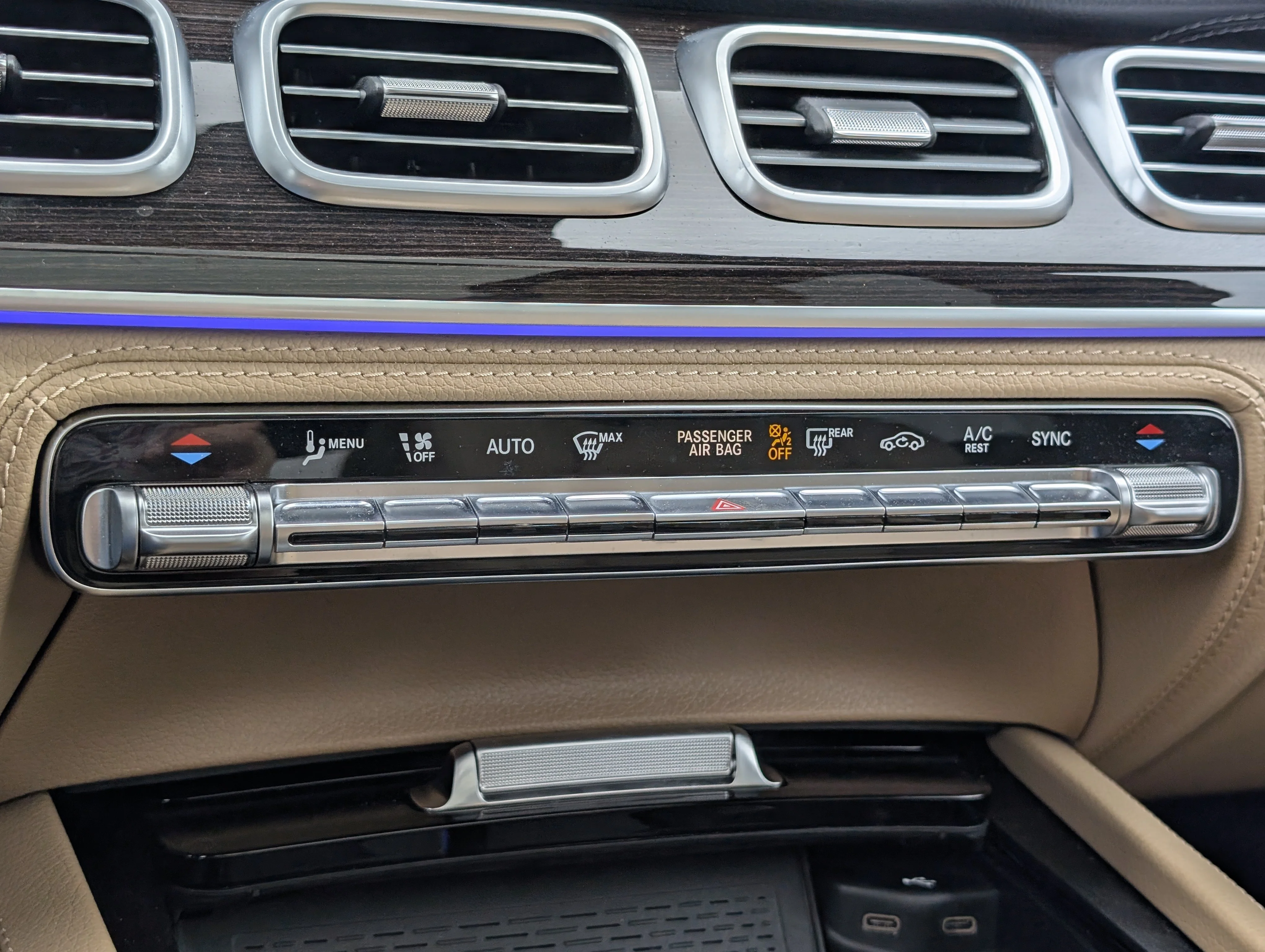Used 2024 Black Mercedes-Benz GLE 350 image 33