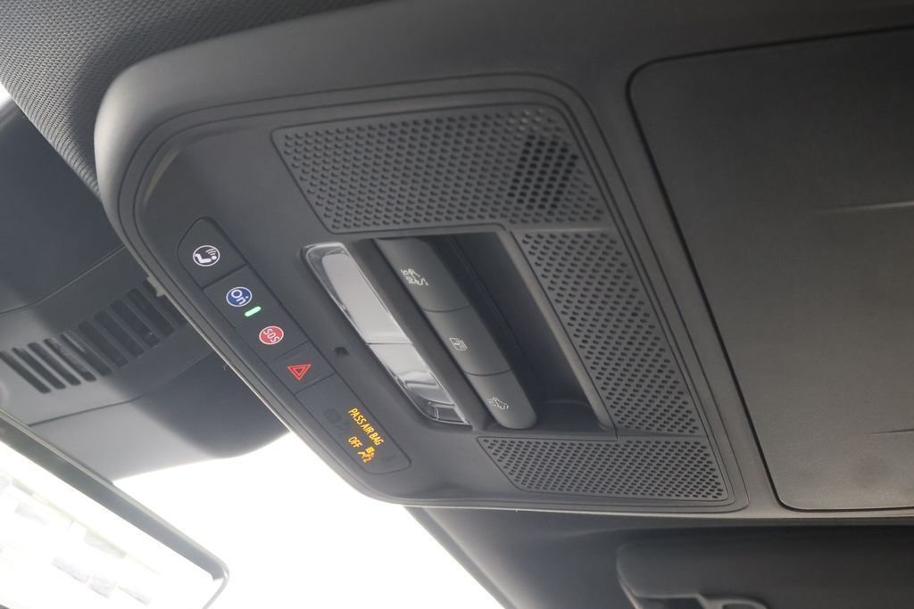 2026 Chevrolet Traverse LT - Photo 36