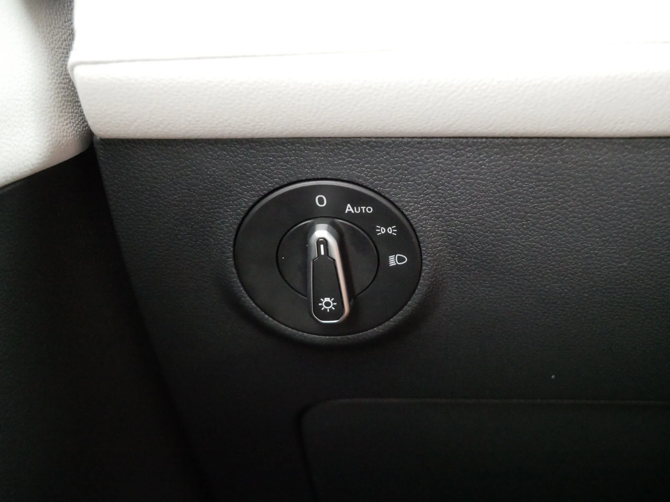 Used 2025 Deep Black Pearl Volkswagen S image 27
