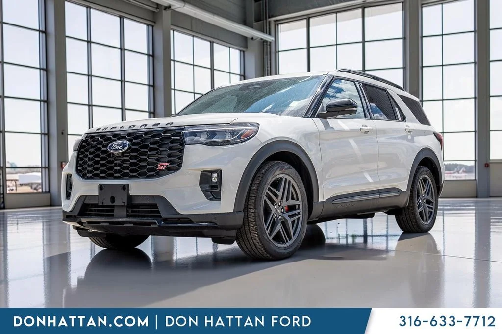 2026 Ford Explorer ST 4WD's photo