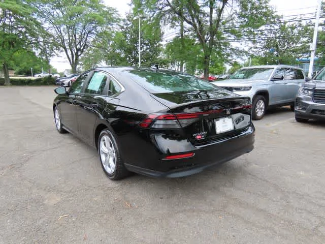 Certified Used 2023 Crystal Black Pearl Honda LX image 4