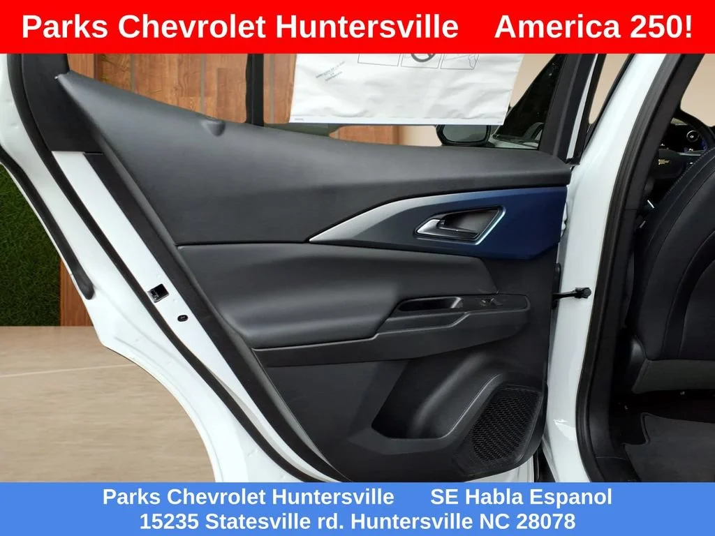 New 2026 Summit White Chevrolet LT image 25