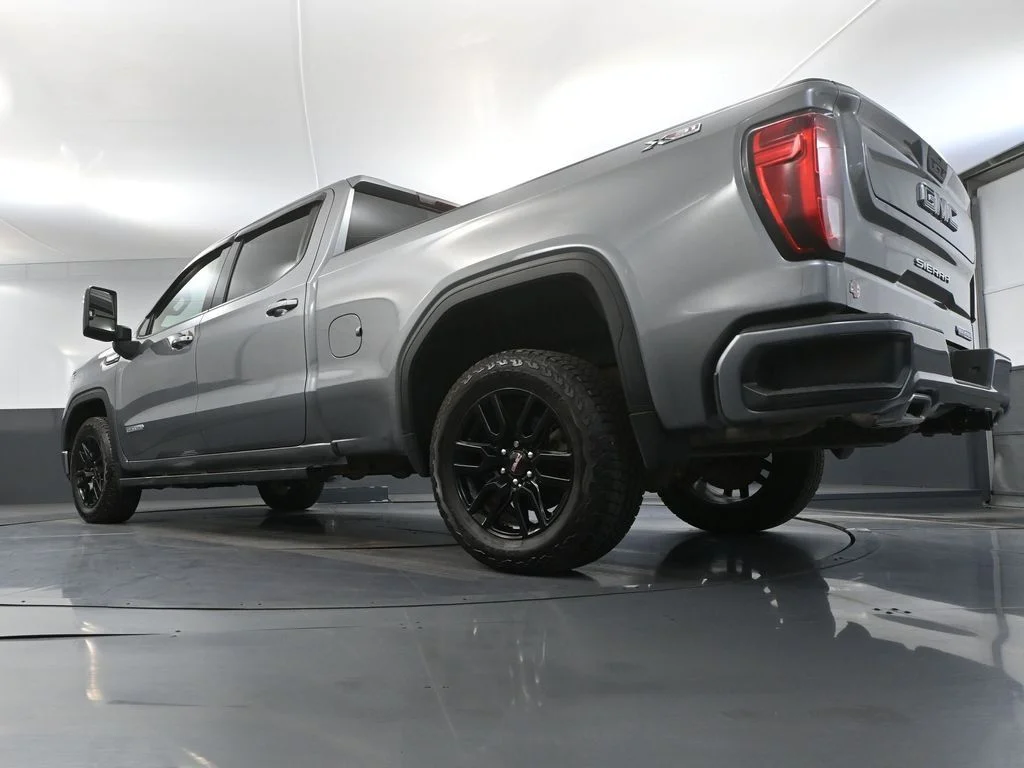 Used 2021 Silver GMC Elevation image 55