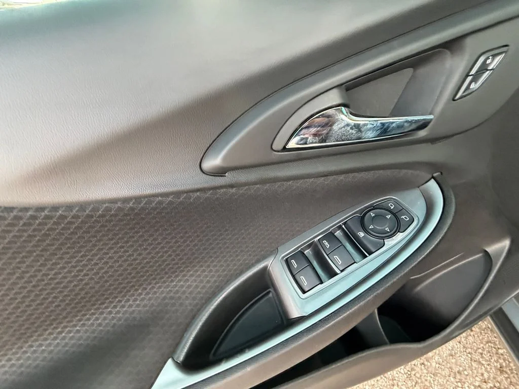 2025 Chevrolet Malibu 1LT - Photo 11
