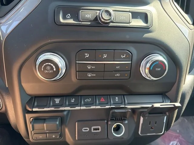2026 GMC Sierra 2500HD Pro - Photo 13