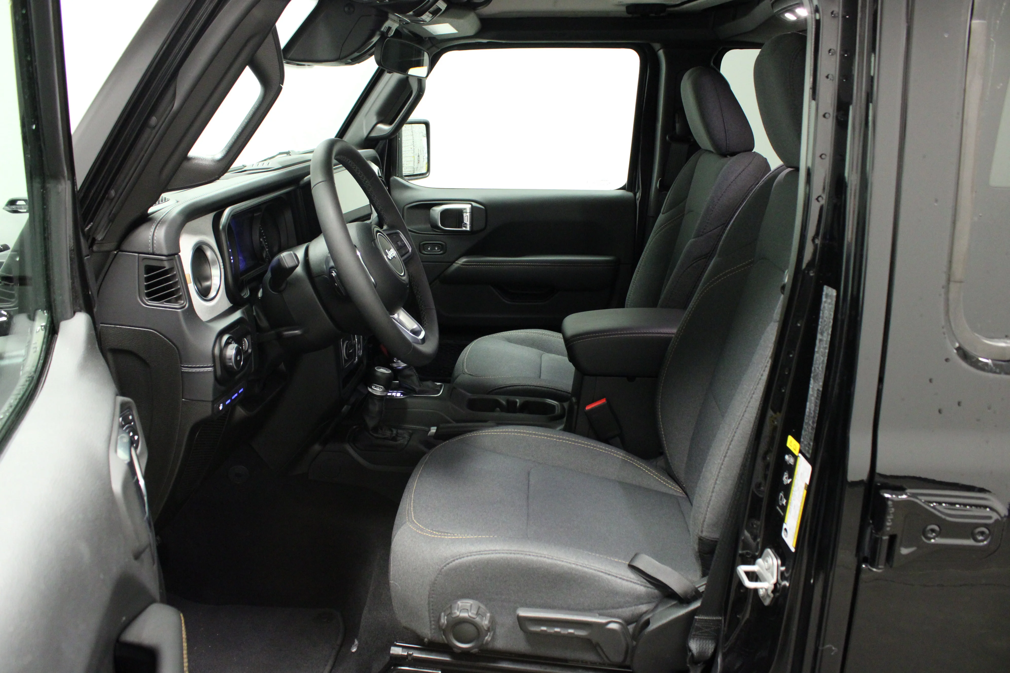 Used 2025 Black Clearcoat Jeep Sahara image 17