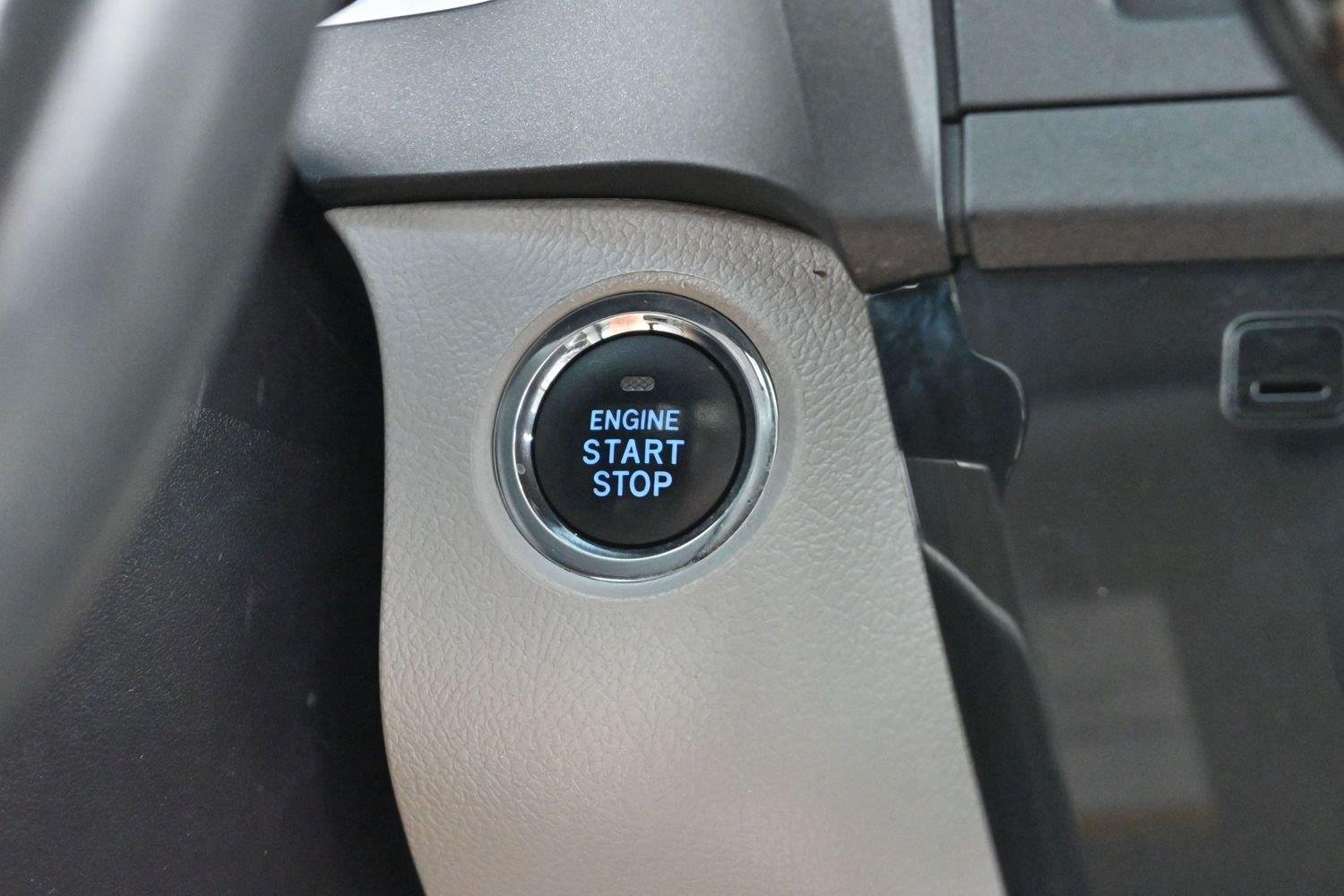 Used 2017 Blizzard Pearl Toyota XLE image 25