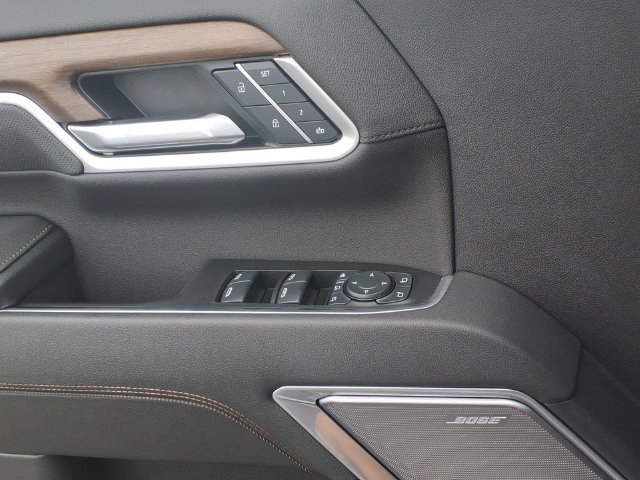 Used 2025 Sterling Gray Metallic Chevrolet High Country image 15