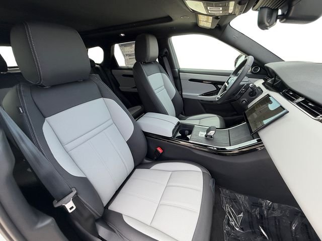 New 2026 Fuji White Land Rover Hoxton Edition image 16