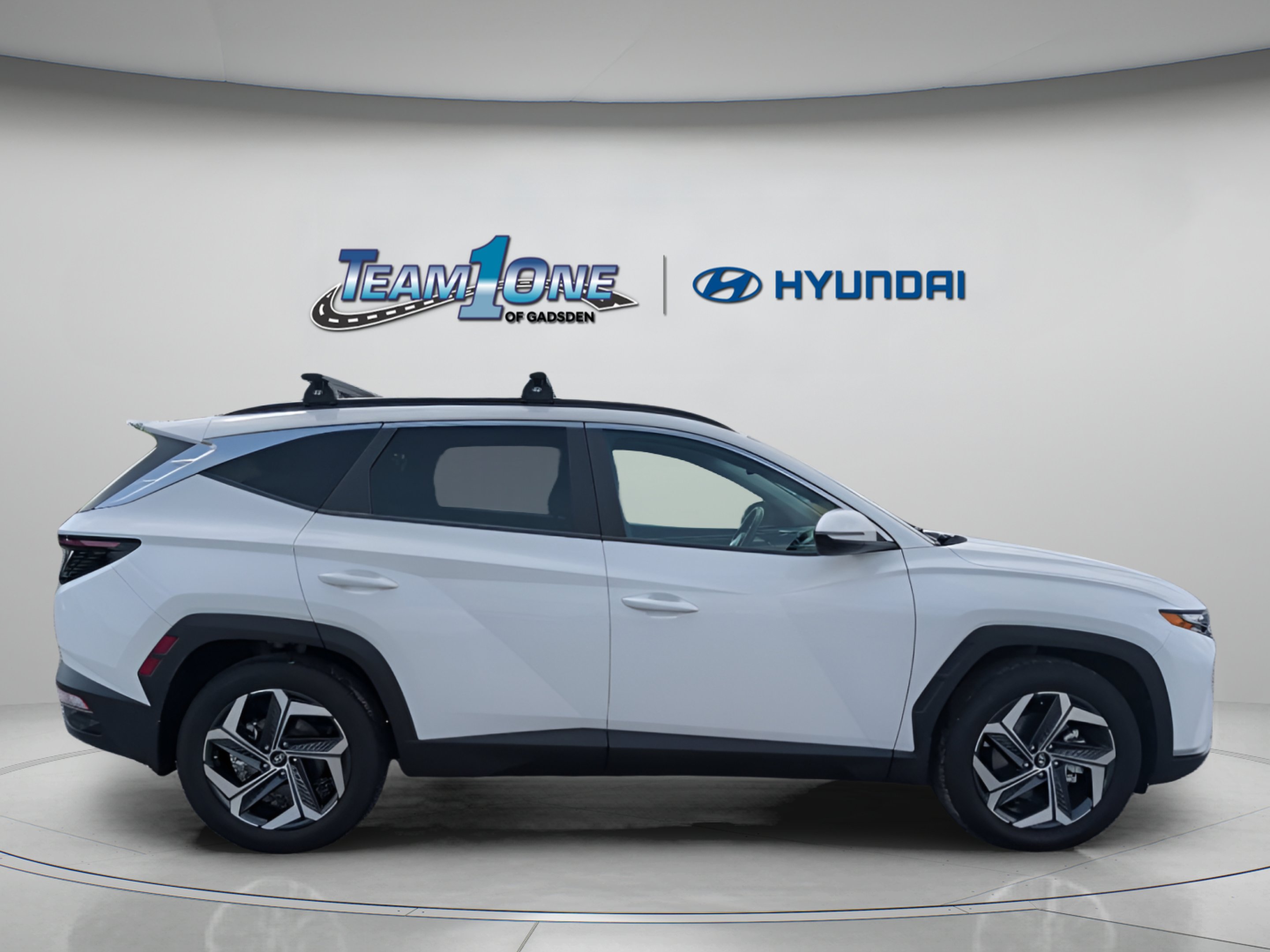 Used 2023 Serenity White Pearl Hyundai SEL image 9