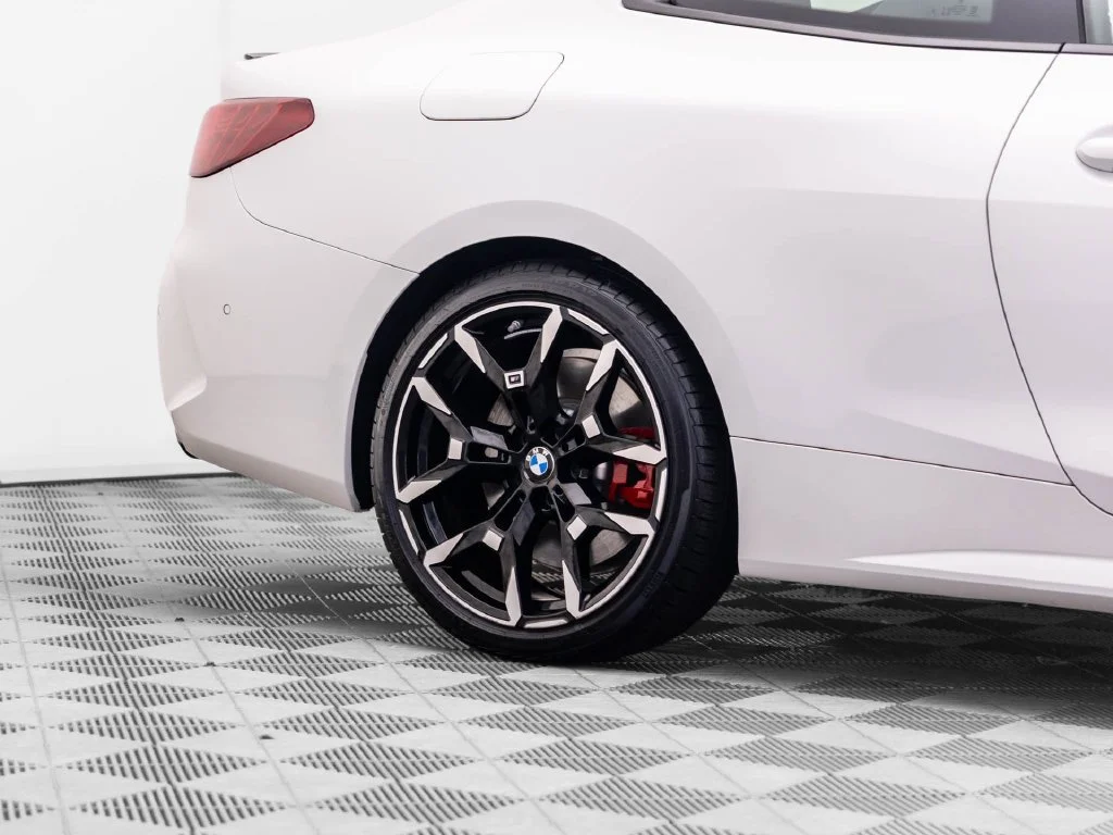 Used 2026 White BMW M440i xDrive image 35
