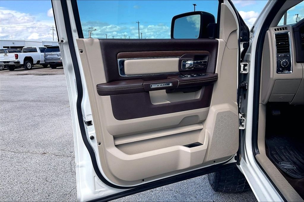 Used 2017 White Ram Laramie image 17