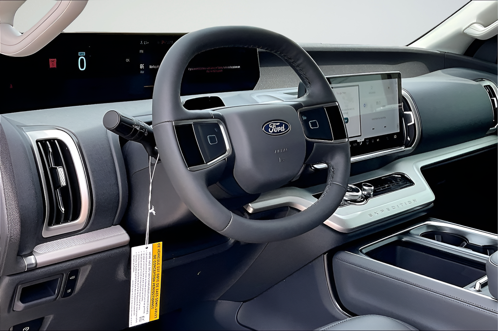 New 2026 Star White Metallic Tri-Coat Ford Active image 7
