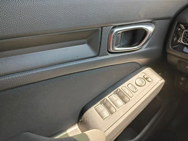 Used 2022  Honda Sport image 21