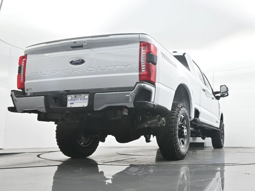 New 2026 Oxford White Ford F-250® Lariat® image 39
