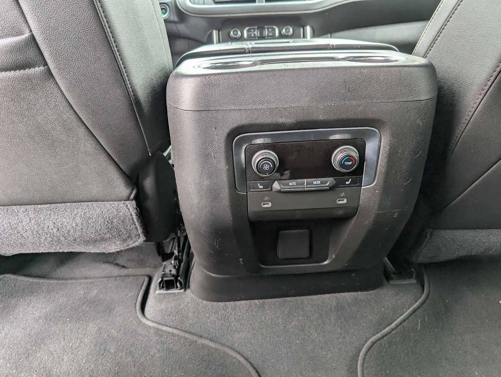 Used 2021 Black Chevrolet Premier image 22