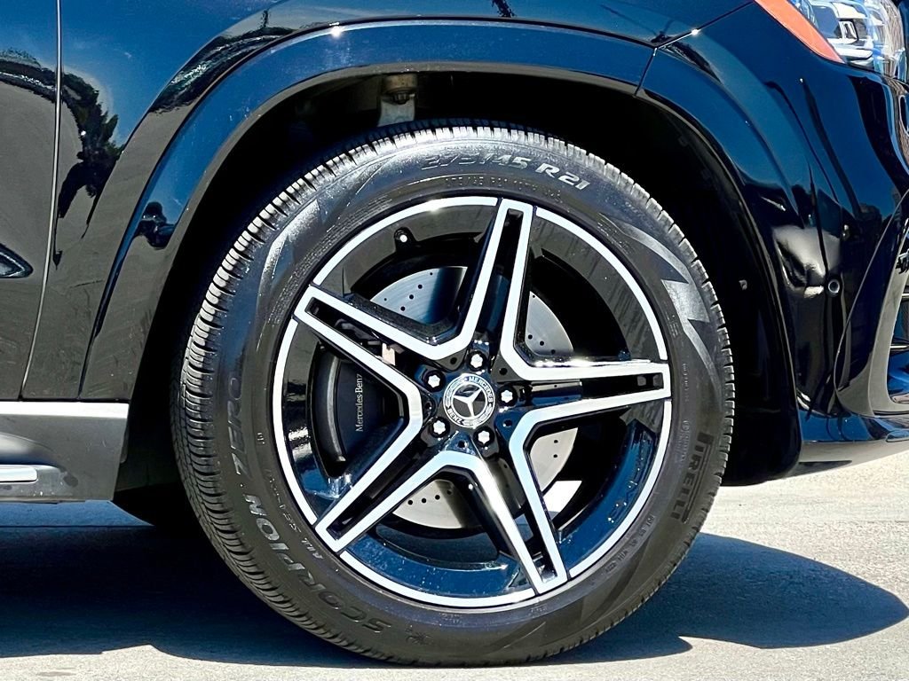 Certified Used 2024  Mercedes-Benz GLS 450 image 13