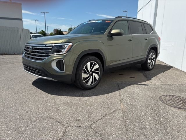 New 2026 Avocado Green Volkswagen 2.0T SE w/Technology image 21