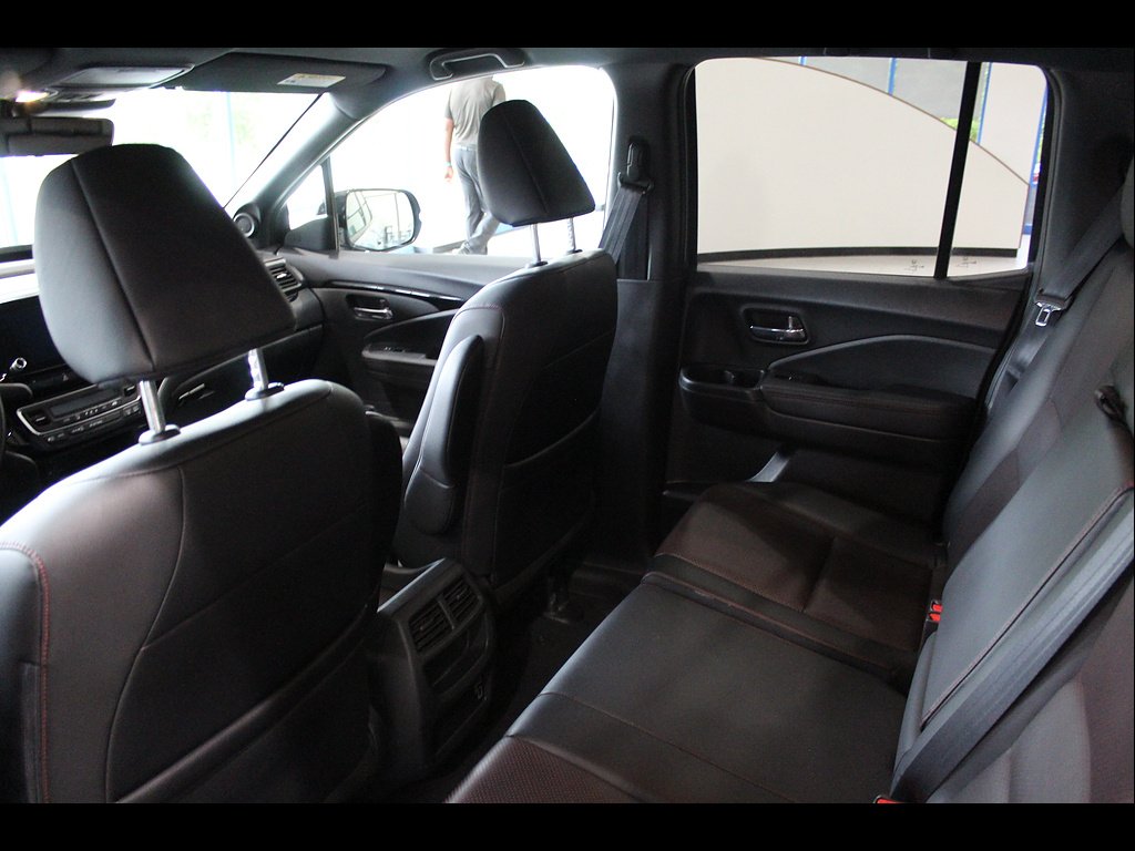 2022 Honda Ridgeline Black Edition - Photo 16