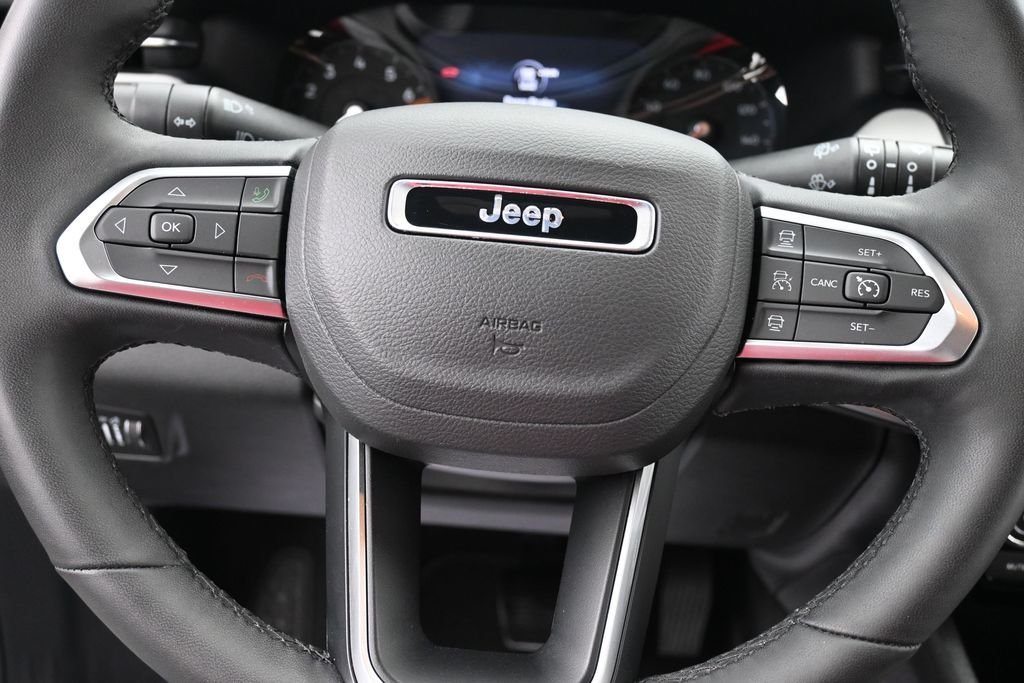 2025 Jeep Compass Limited - Photo 12