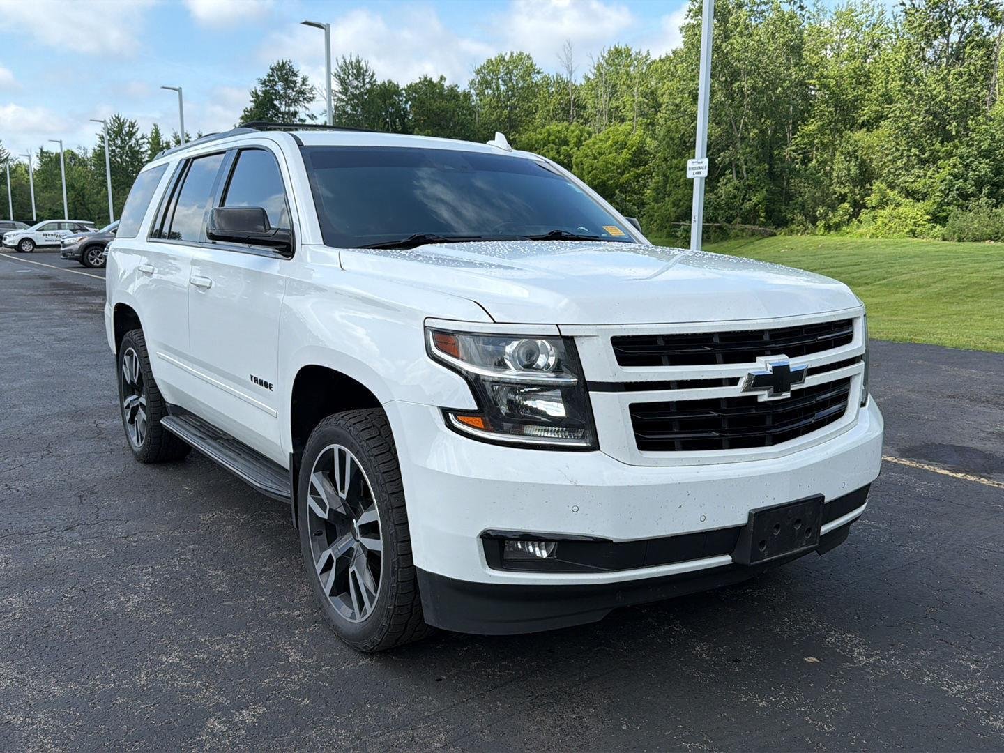 Used 2019 Summit White Chevrolet LT image 3