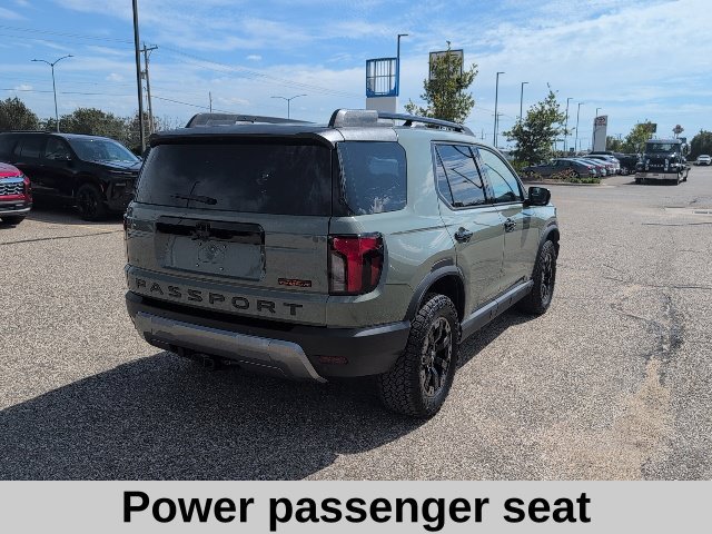Used 2026 Ash Green Metallic Honda TrailSport Elite image 17