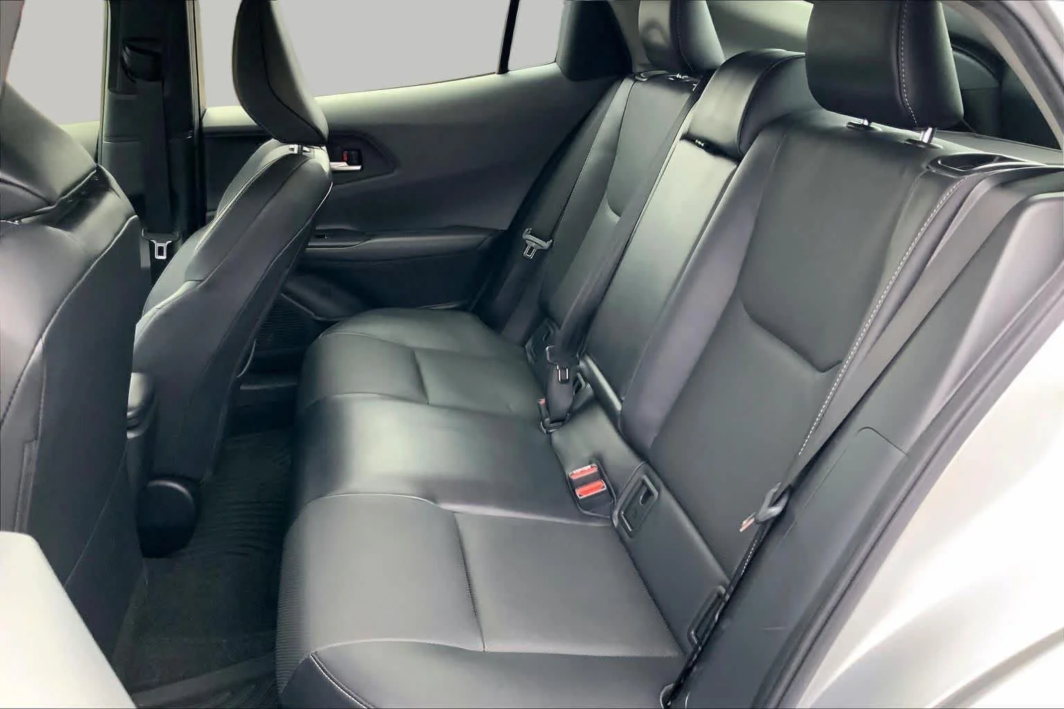 Used 2023 Cutting Edge Toyota XLE image 19
