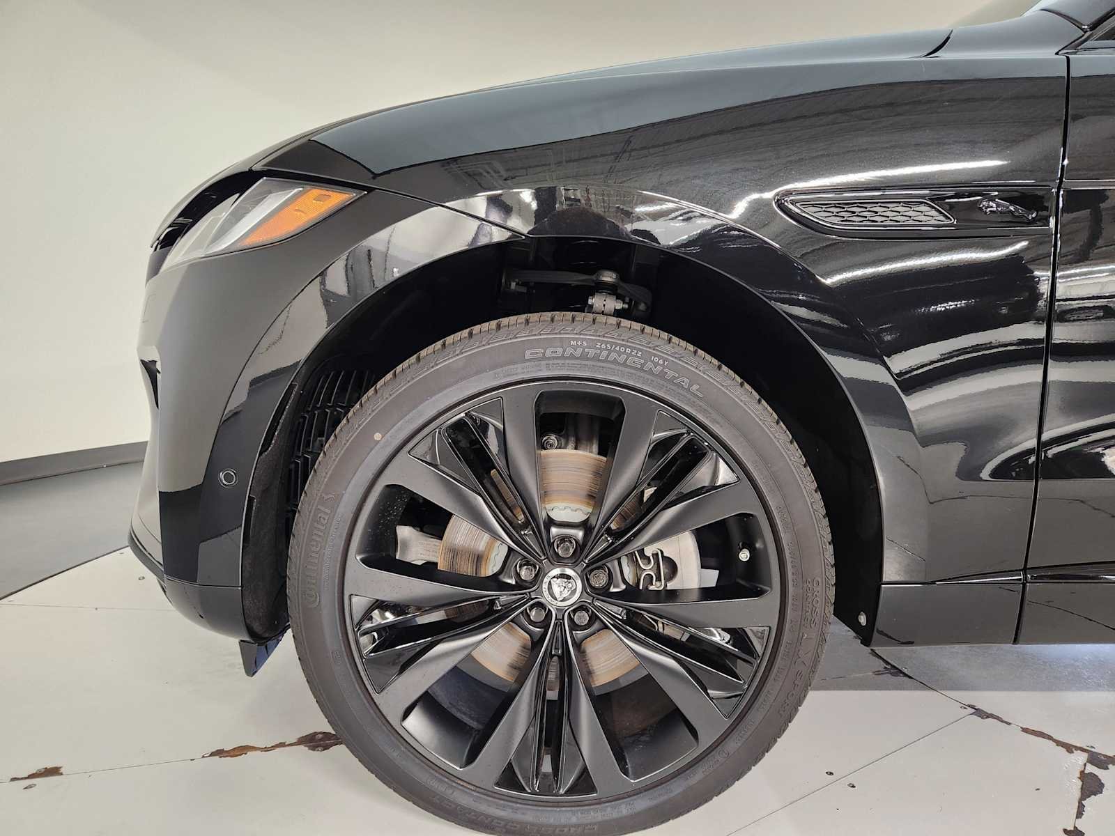 2026 Jaguar F-Pace R-Dynamic S - Photo 11