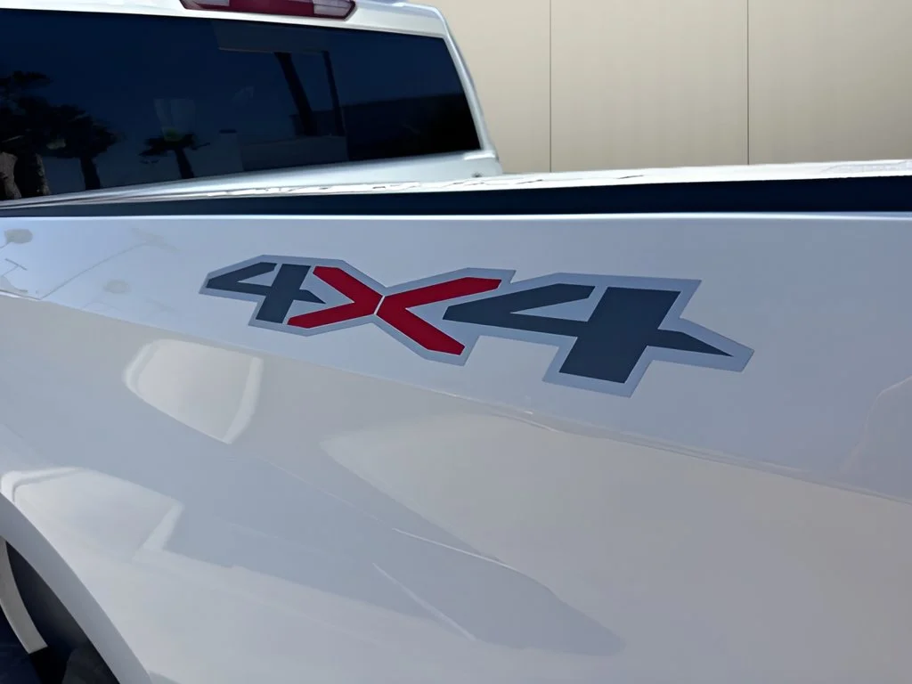 New 2026 Summit White Chevrolet RST image 38