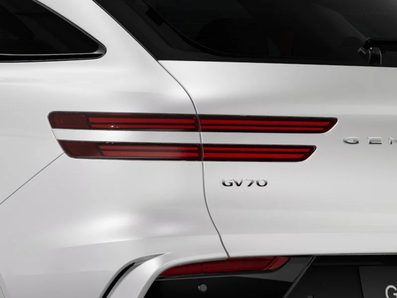 New 2026 Uyuni White Genesis 2.5T Sport Prestige image 12