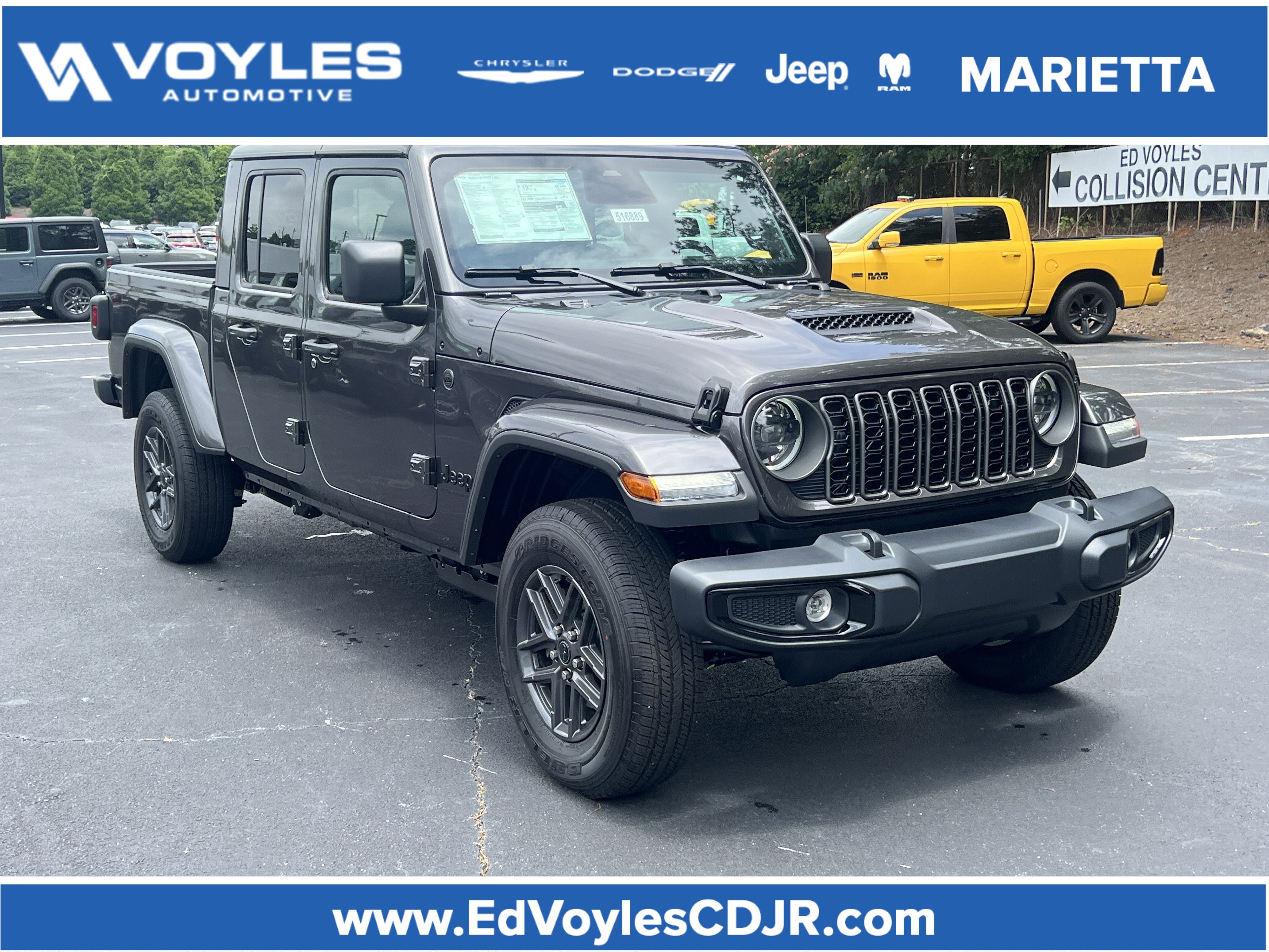 2026 Jeep Gladiator Sport S Auto's photo