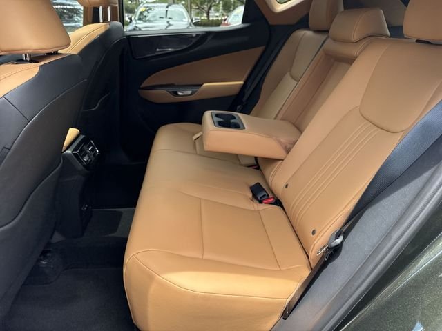 2025 Lexus NX 250 - Photo 23